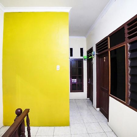Oyo 91199 Felicia Homestay Medan Extérieur photo